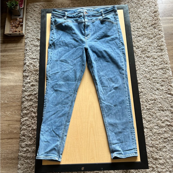 Skinny Jeans - Picture 1 of 6